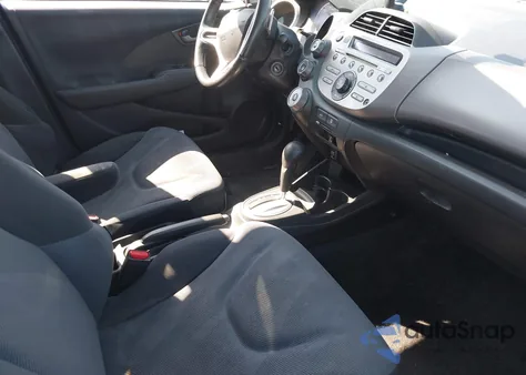 2010 Honda Fit Sport z USA, uszkodzony, nr VIN JHMGE8H42AC008766